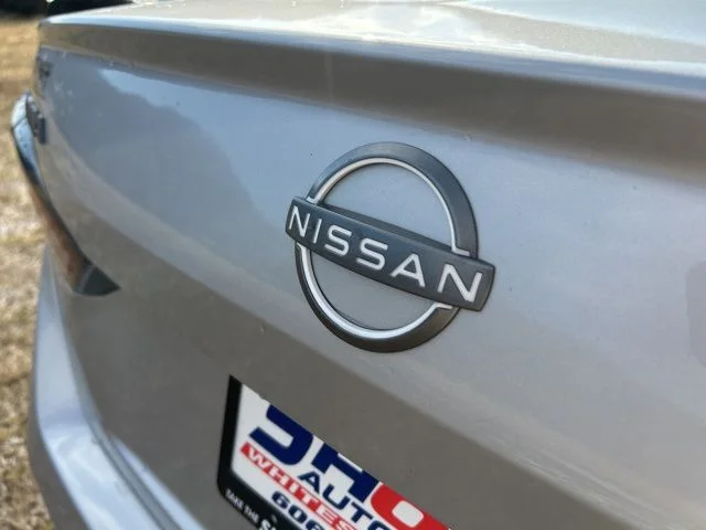 Used 2024 Silver Nissan 2.5 SR image 9