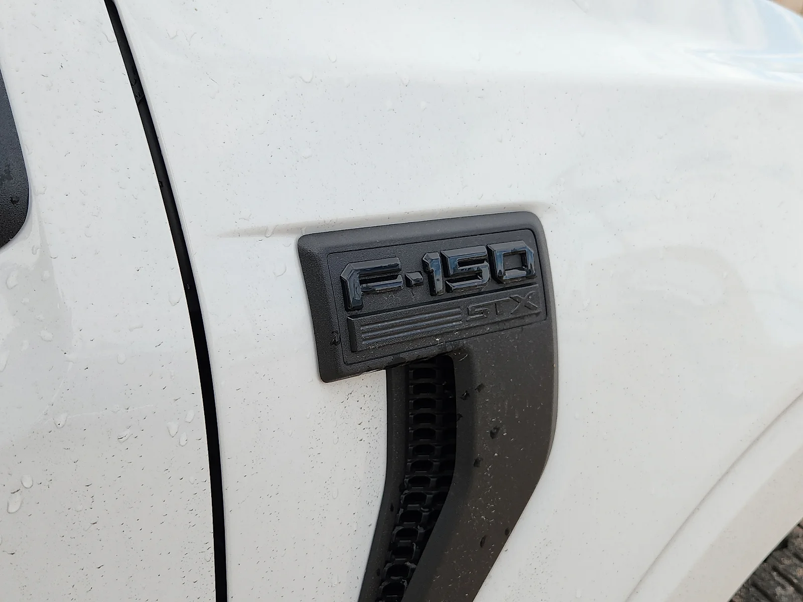 New 2026 Oxford White Ford STX image 10