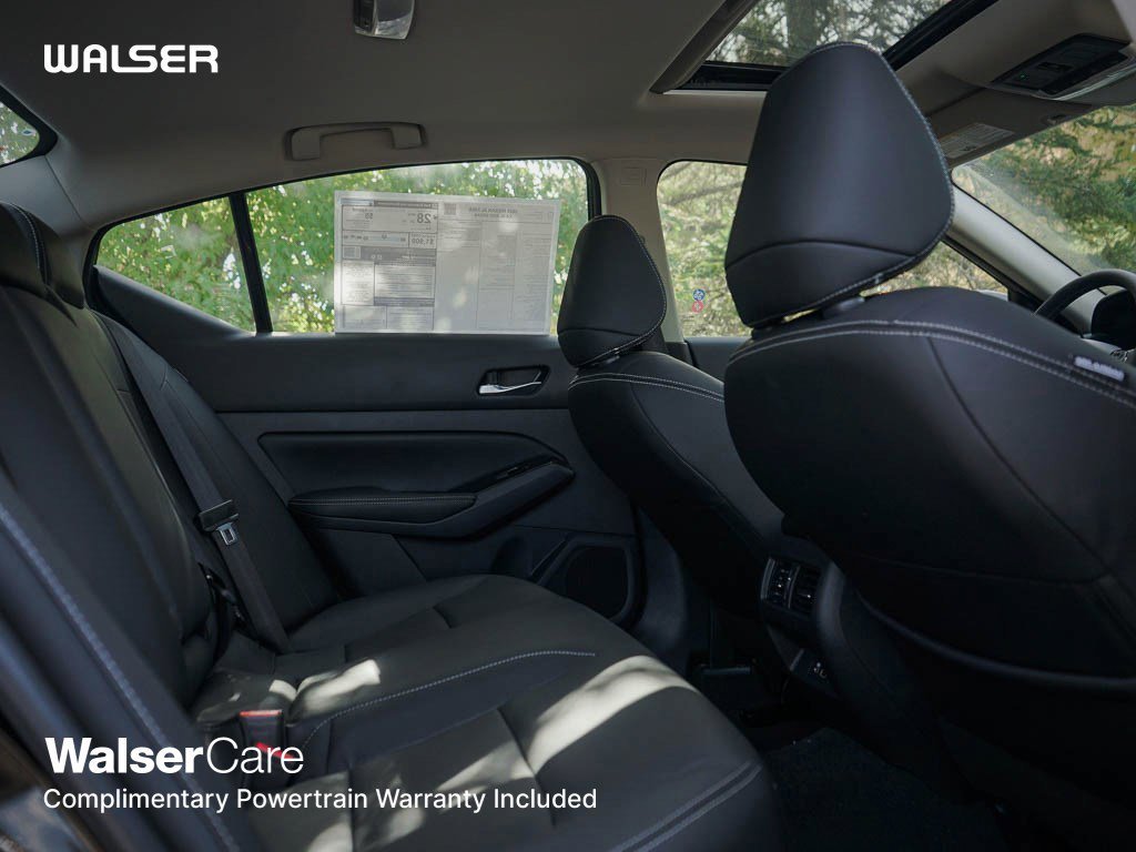 2025 Nissan Altima SL - Photo 11