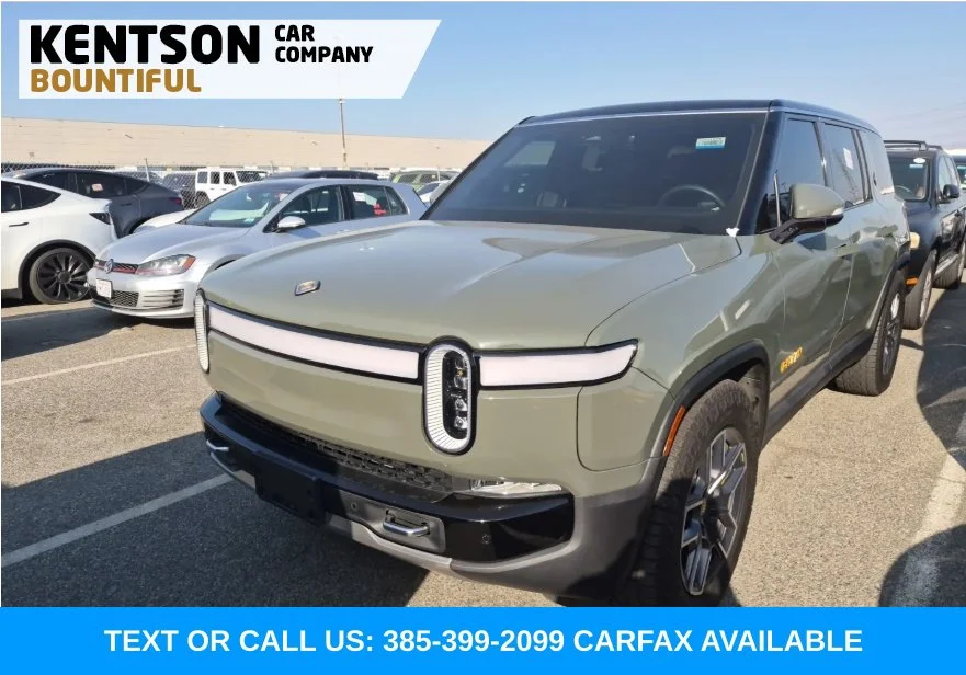 Used 2022 Green Rivian Launch Edition image 1