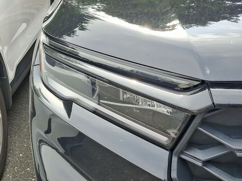Certified Used 2025 Crystal Black Pearl Honda AWD Sport image 4
