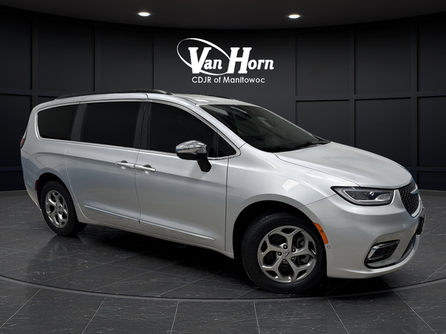 Used Vans in Stock in Milwaukee | Van Horn Latino of Milwaukee