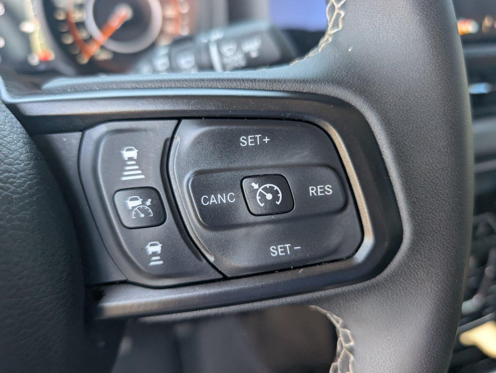 2025 Jeep Wrangler 4-Door Rubicon - Photo 28