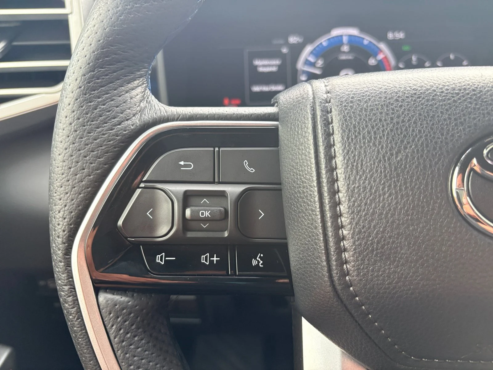 Used 2023 Blueprint Toyota Platinum image 16