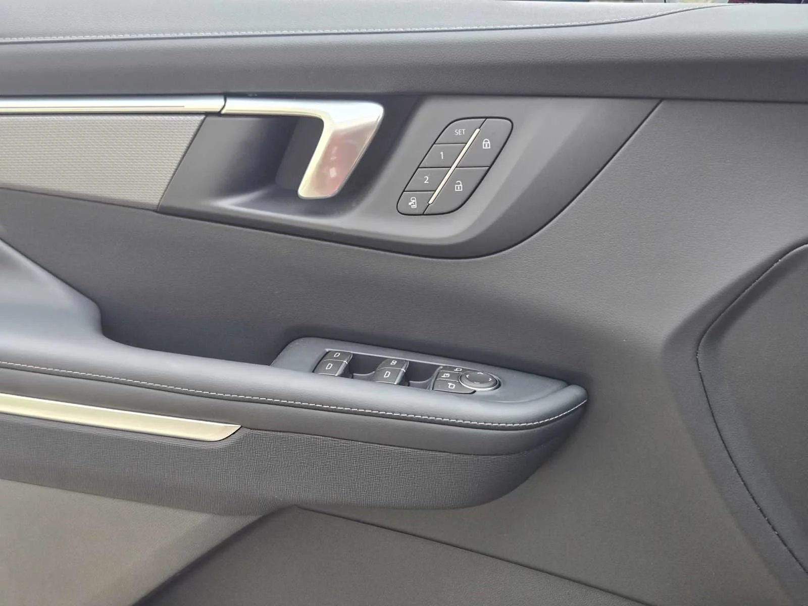 2026 Buick Enclave Sport Touring - Photo 15