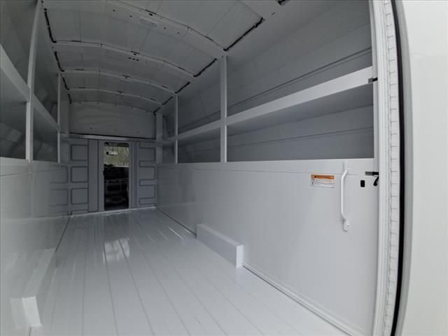 New 2025 Oxford White Ford E-350 SRW image 22