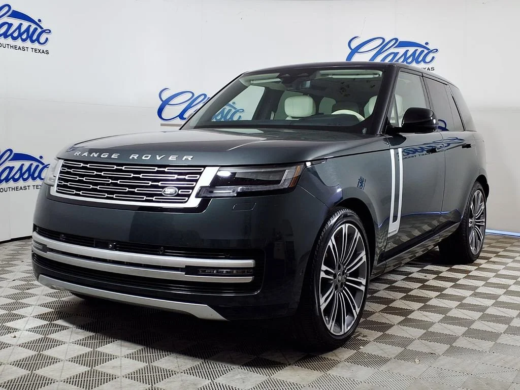 Used 2024 Green Land Rover Autobiography image 5