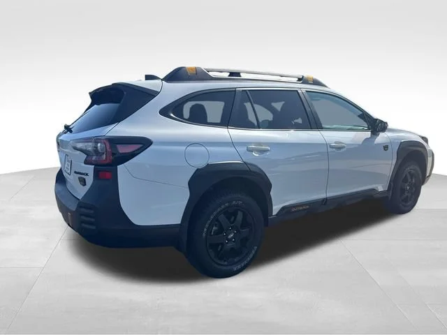 Used 2025 White Subaru Wilderness image 7