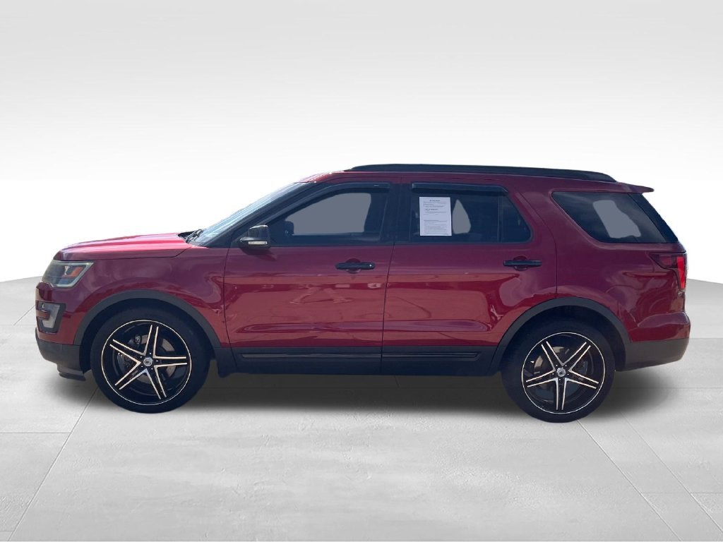 Used 2016 Red Ford Sport image 2