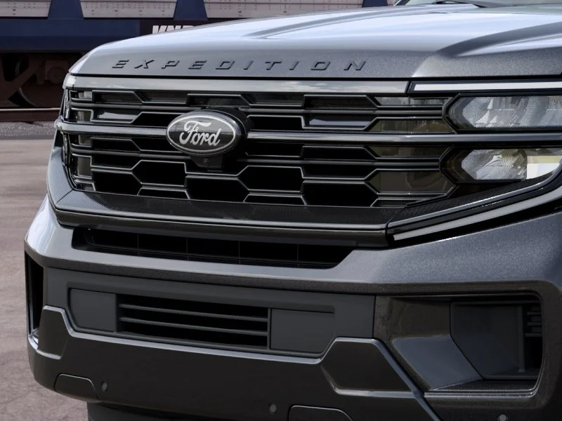 New 2027 Dark Matter Gray Metallic Ford MAX Platinum image 17