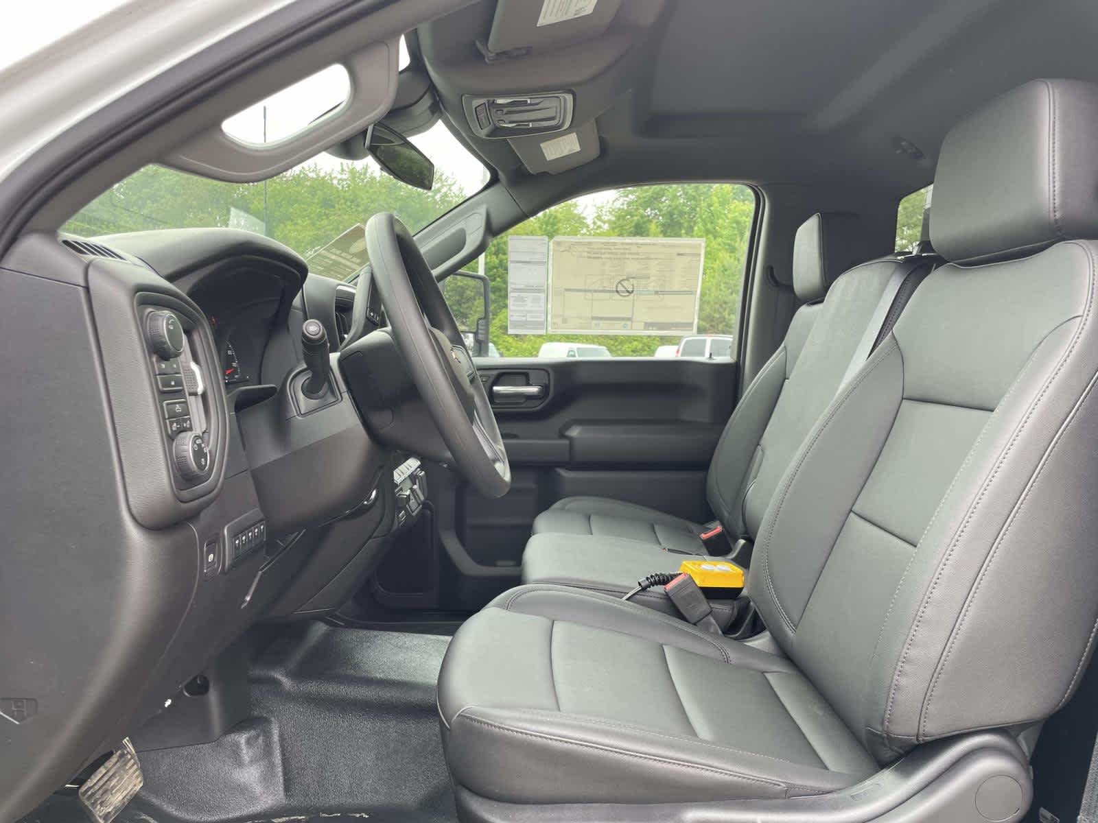 New 2026 Summit White Chevrolet Work Truck image 12
