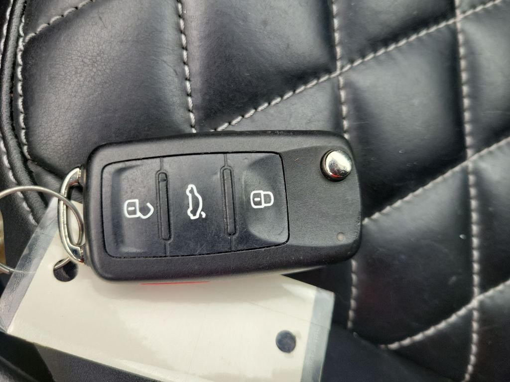 Used 2019 Blue Volkswagen 2.0T Final Edition SEL image 34