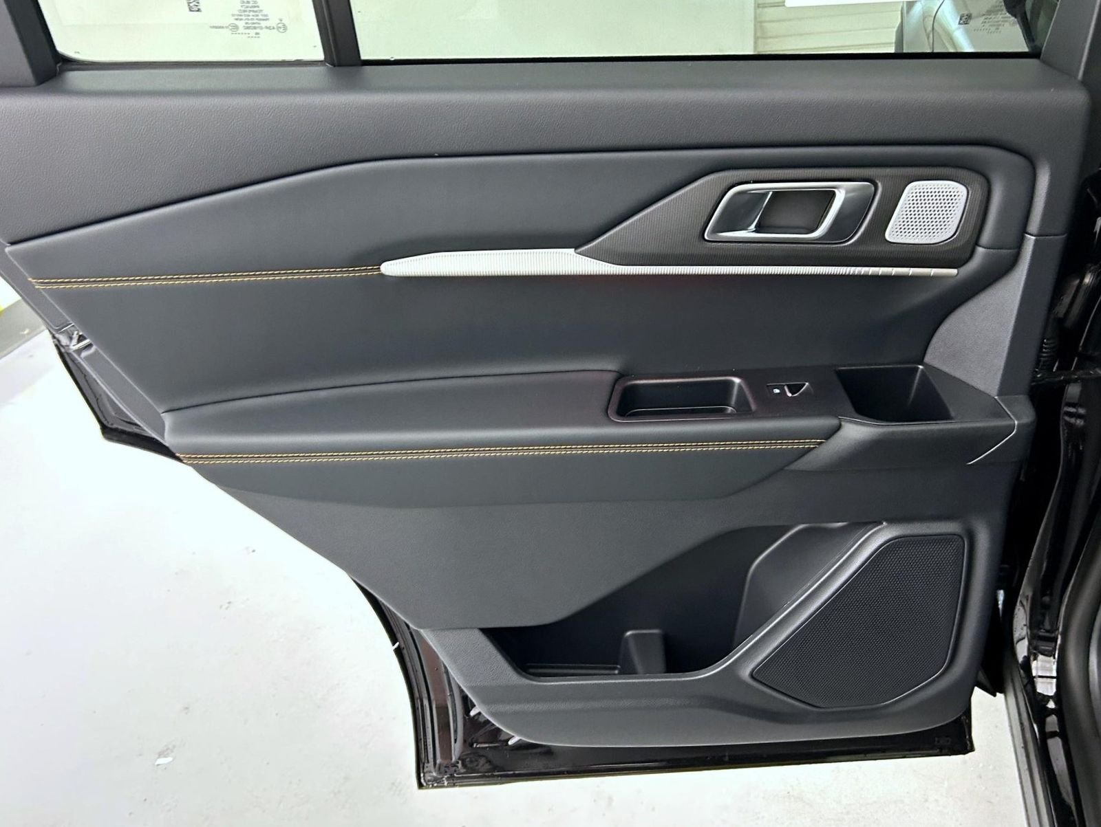 New 2026 Agate Black Metallic Ford Tremor image 22