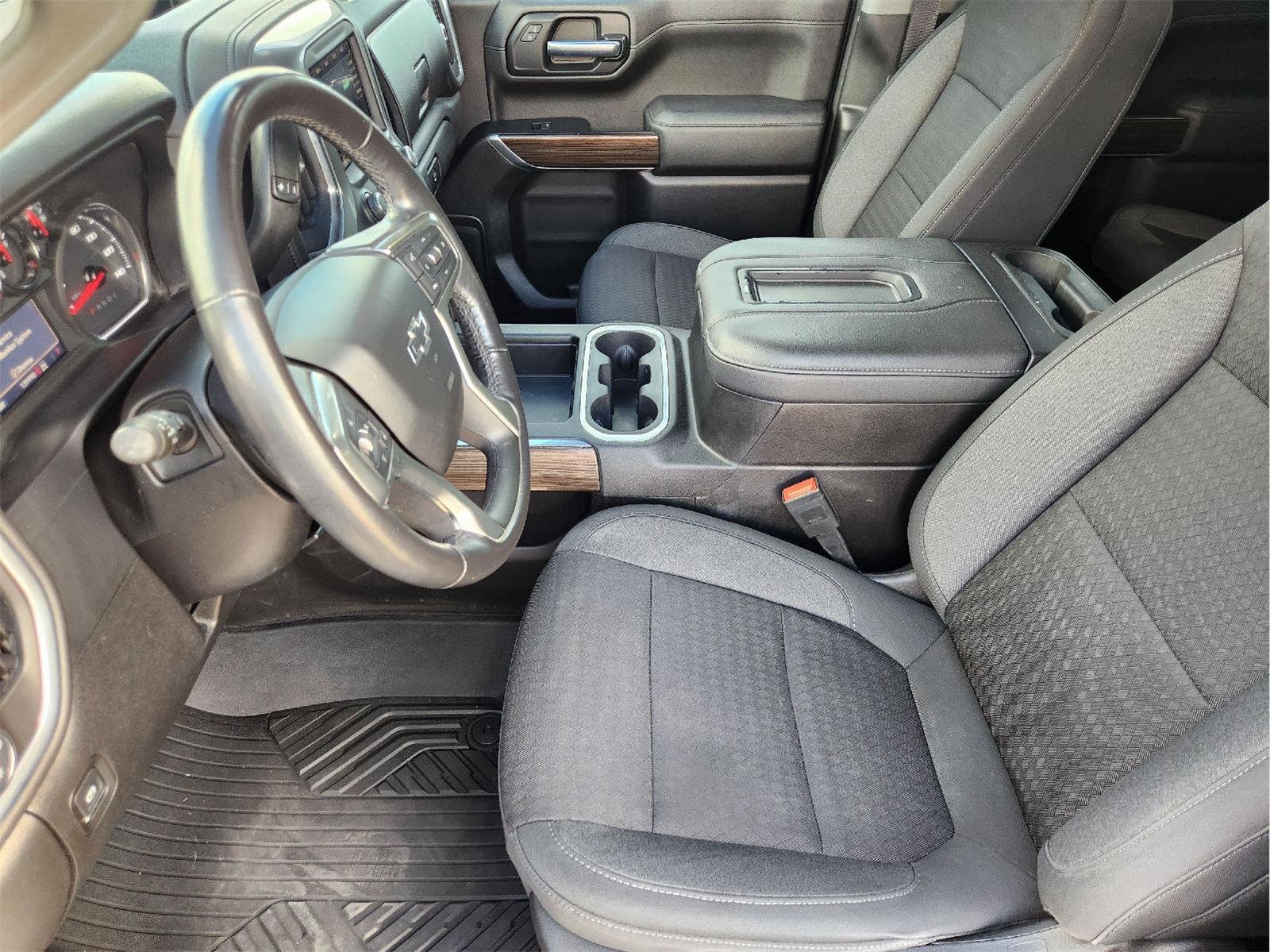 2021 Chevrolet Silverado 1500 photo 13 of 33