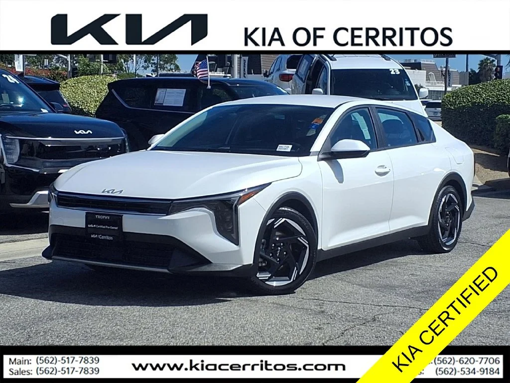 Certified Used 2025 White Kia EX image 1