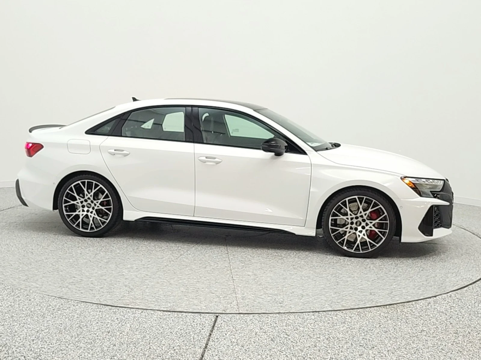 New 2026 Arkona White Audi quattro image 4