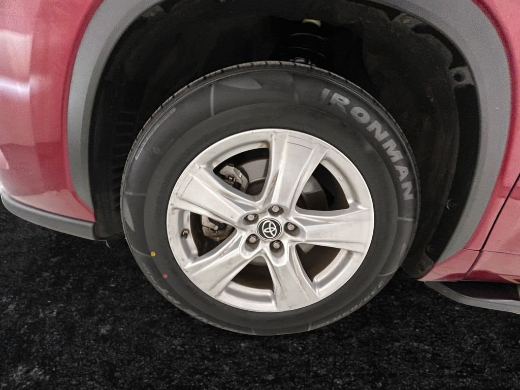 Used 2021 Red Toyota LE image 27