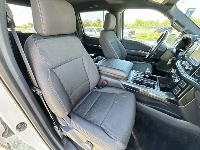 Used 2022 White Ford XL image 25