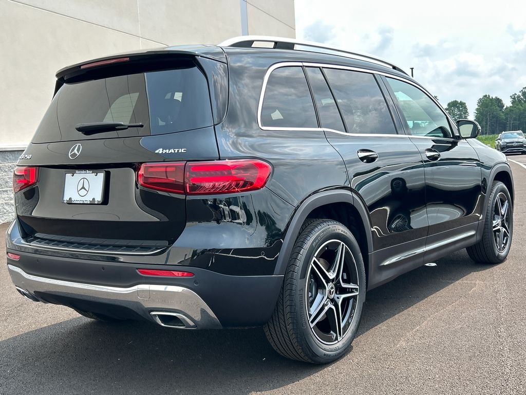 New 2026 Night Black Mercedes-Benz GLB 250 image 8