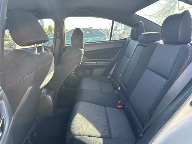 Used 2018 White Subaru  image 22