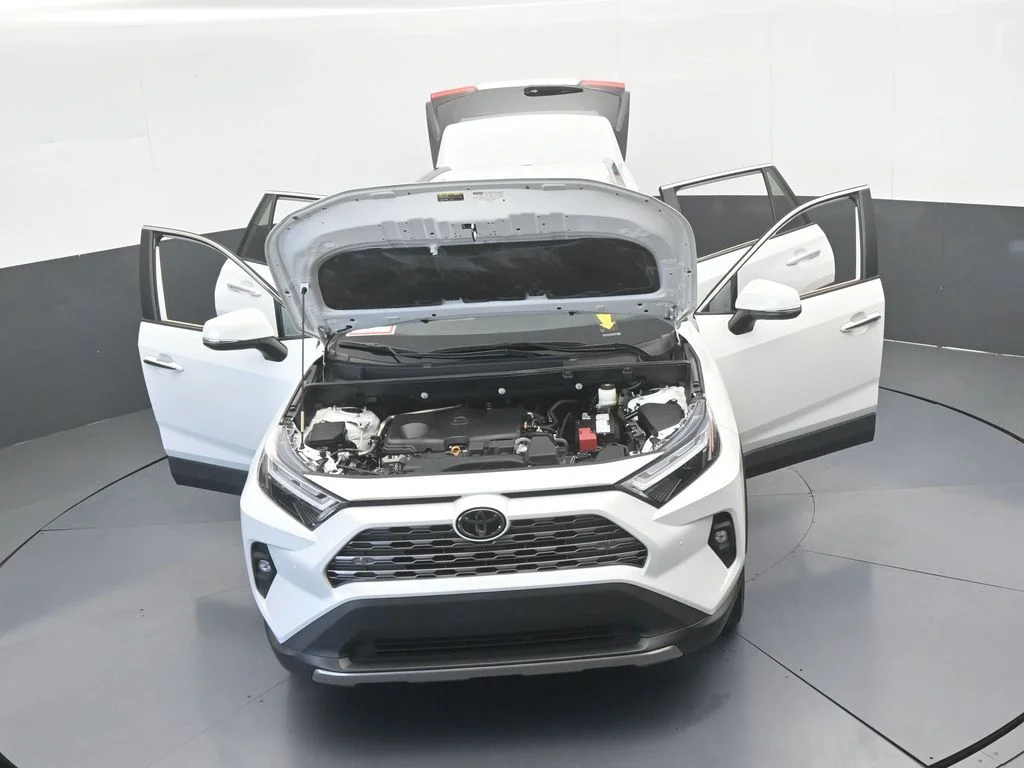 Used 2023 Ice Cap Toyota Limited image 69