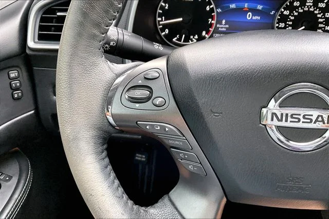 Used 2021 Gray Nissan SL image 16