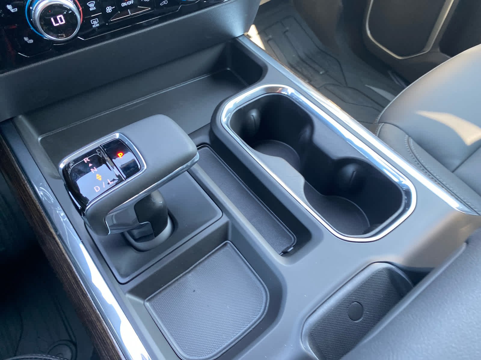 New 2026 Onyx Black GMC Elevation image 18