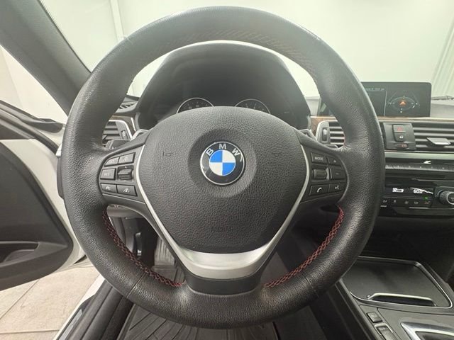 Used 2017 White BMW 330i xDrive image 20
