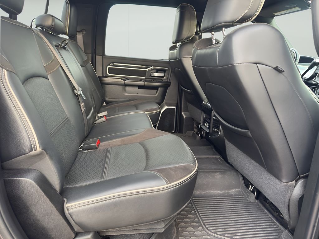 Used 2022 Granite Crystal Metallic Clearcoat Ram Laramie image 19