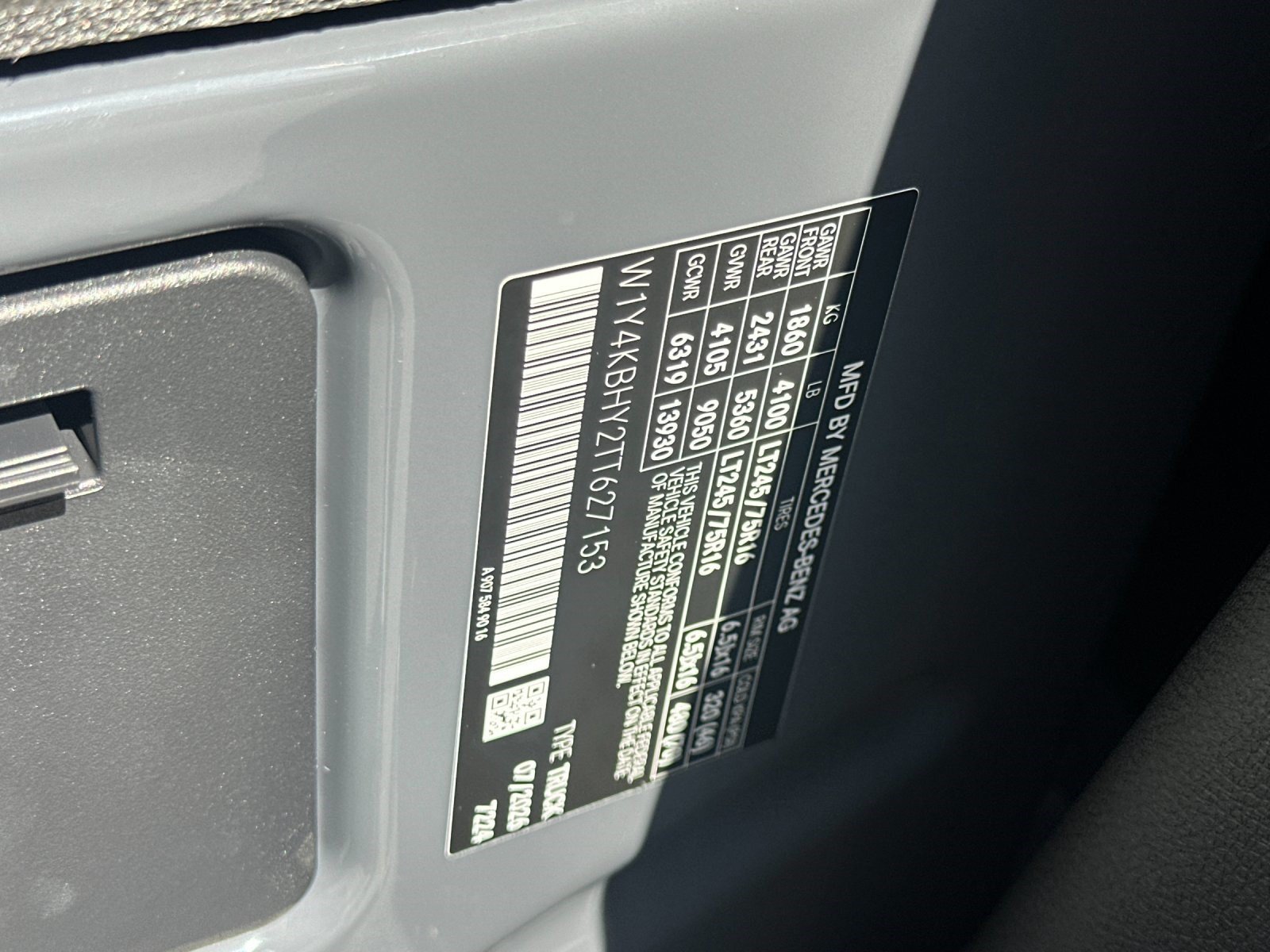 New 2026 Graphite Gray Mercedes-Benz 2500 High Roof SO Diesel 144 WB Ranger Shelving image 25