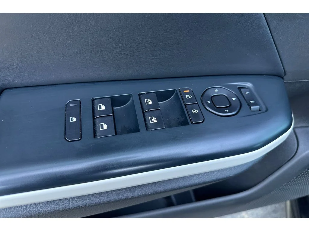 Used 2025 Morning Haze Kia GT-Line image 12