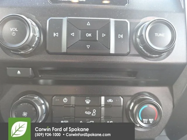 Used 2018 Stone Gray Ford XLT image 11