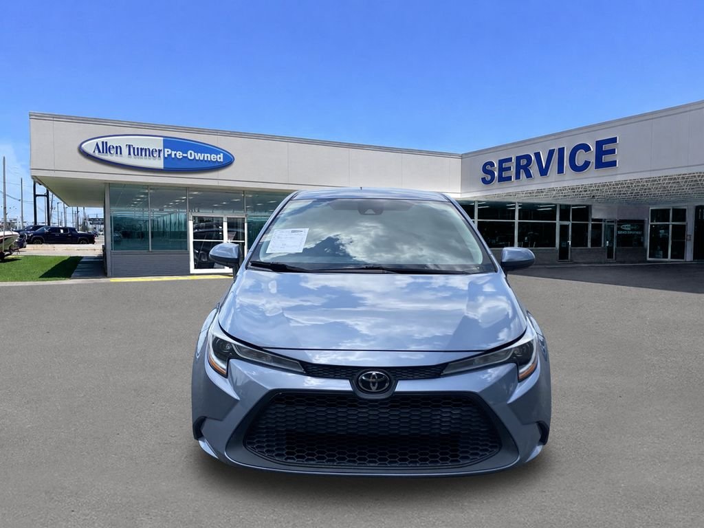 Used 2021 Celestite Toyota LE image 3