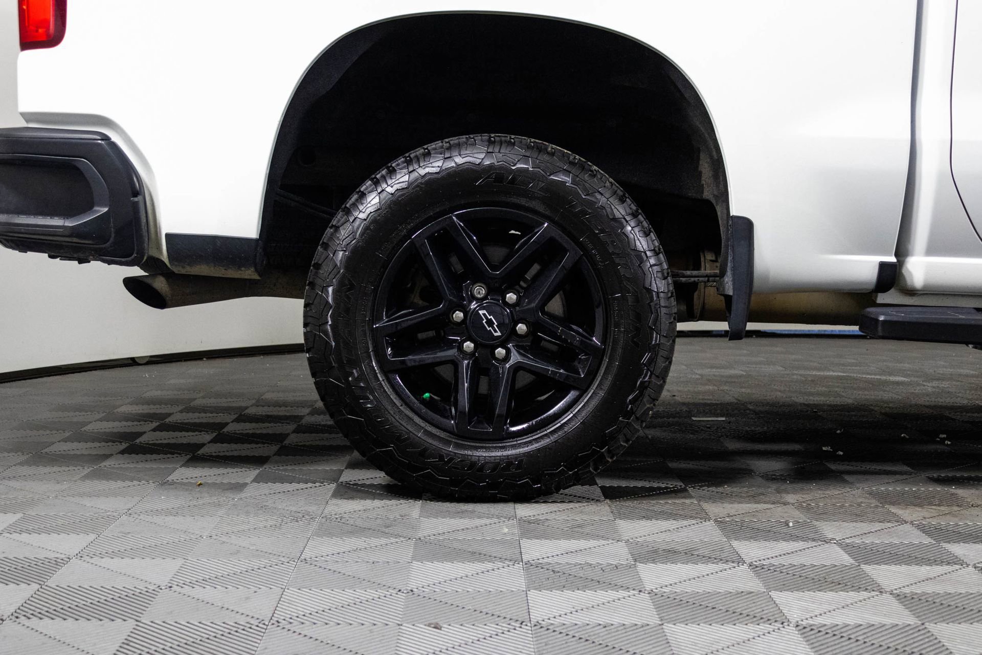 2023 CHEVROLET SILVERADO - Image 41