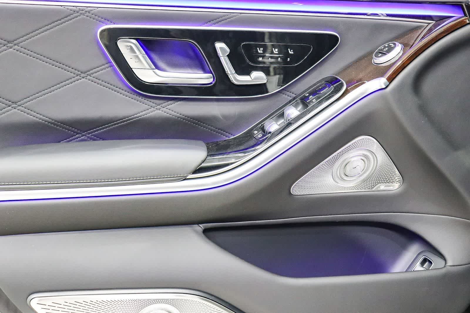 New 2026 Obsidian Black Metallic Mercedes-Benz Maybach S 580 image 25