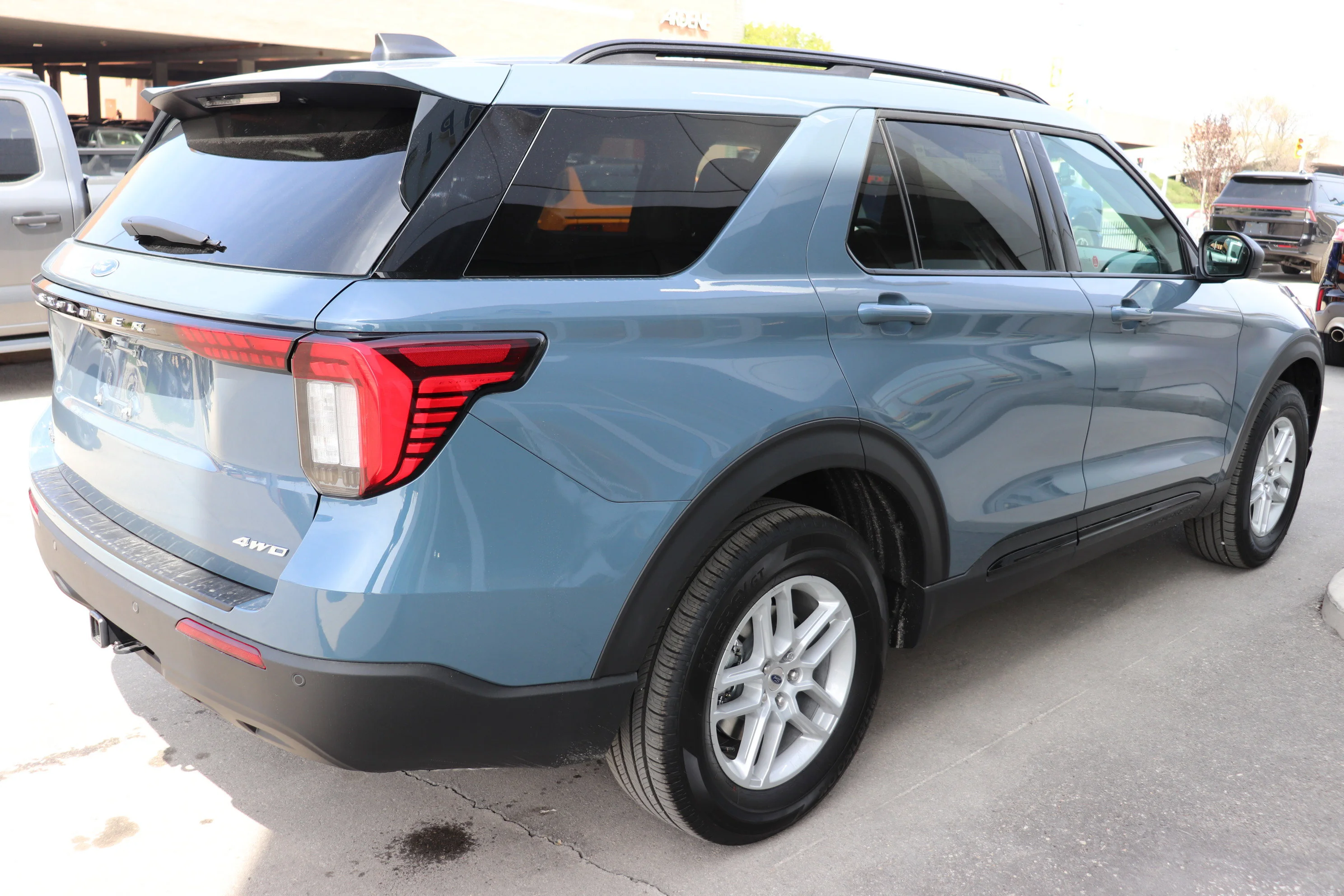 New 2026 VAPOR BLUE Ford Active w/200A Pkg image 4