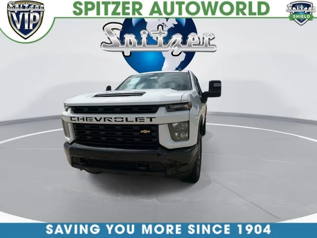 Used 2023 White Chevrolet Custom image 3