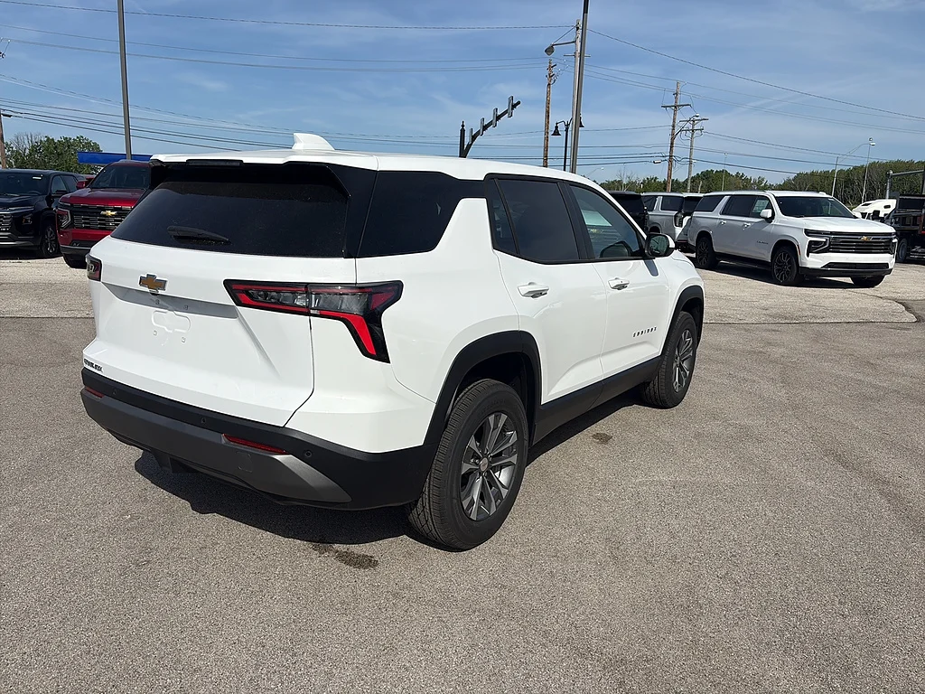 2026 Chevrolet Equinox LT - Photo 5