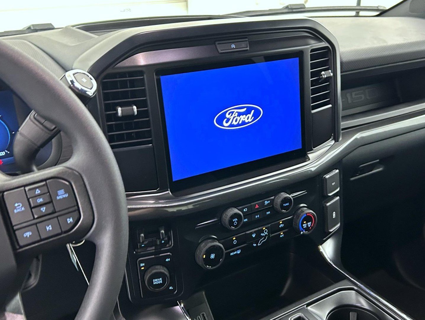 New 2026 Oxford White Ford STX image 12