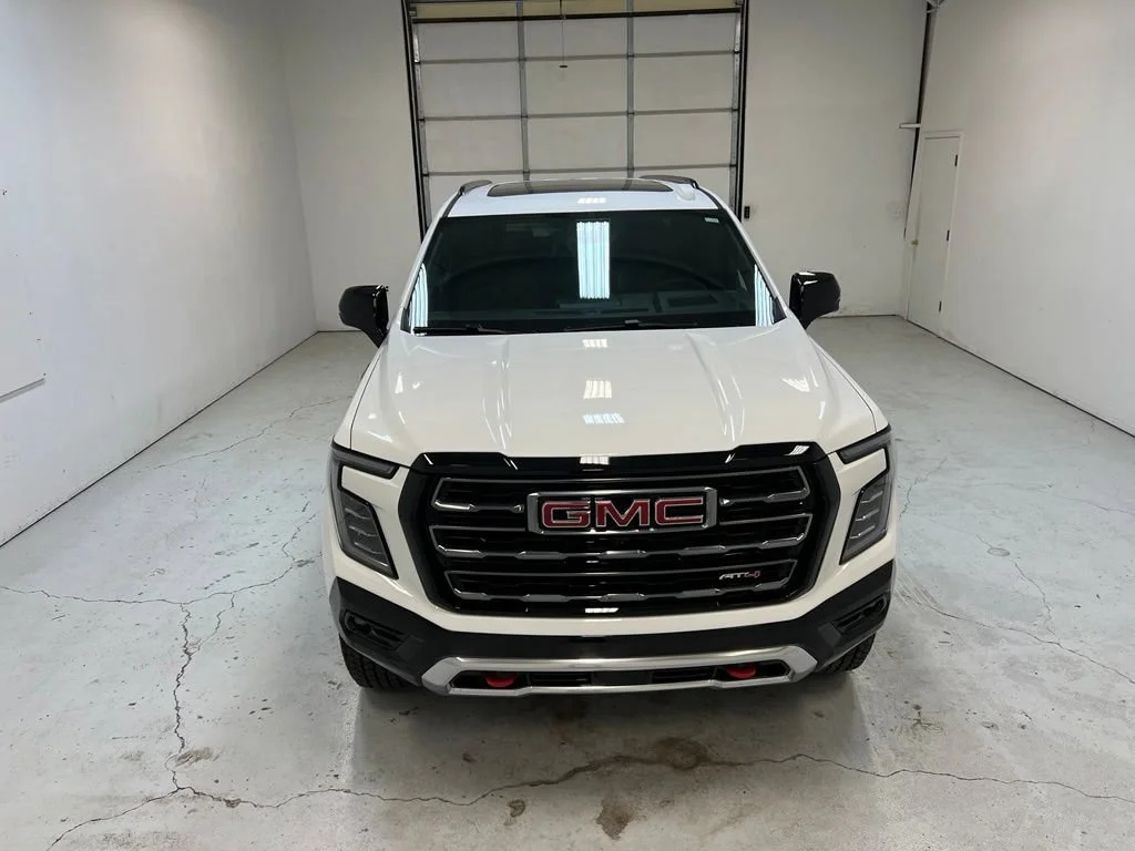 2026 GMC Yukon XL AT4 - Photo 6