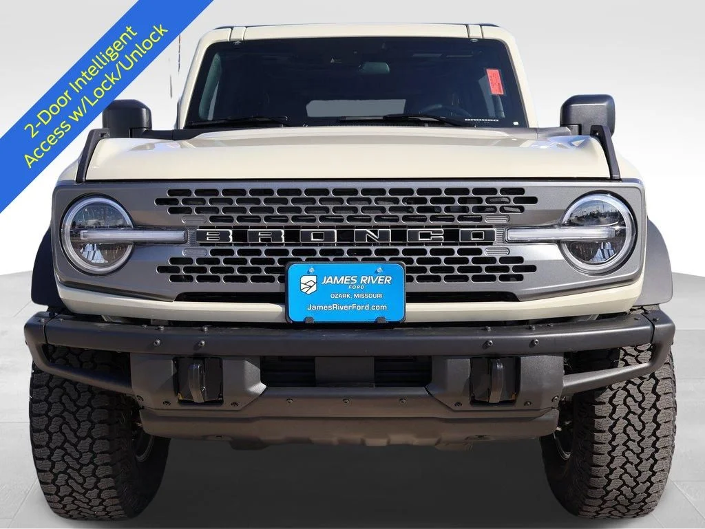 New 2025 Desert Sand Ford Badlands® image 7