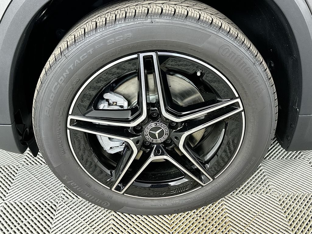 New 2026 Mountain Grey Metallic Mercedes-Benz GLA 250 image 30