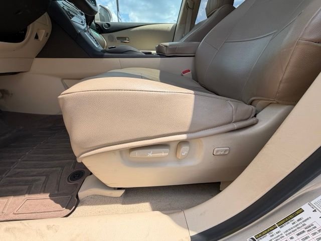 Used 2014 Satin Cashmere Metallic Lexus 350 image 9
