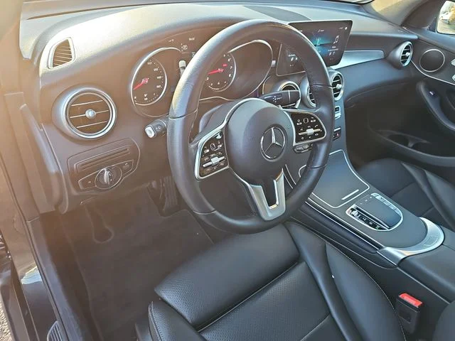 Used 2022 Gray Mercedes-Benz GLC 300 image 12