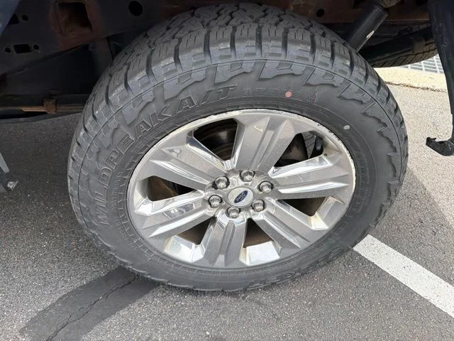 Used 2018 Blue Ford XLT image 12