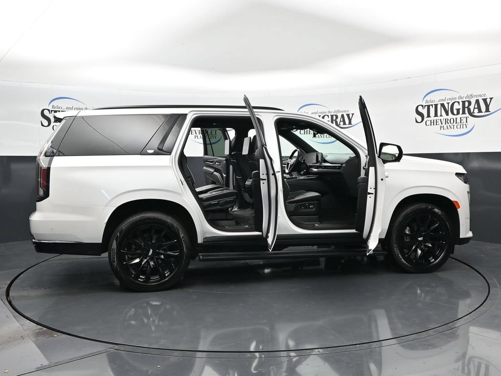 2022 Cadillac Escalade Sport - Photo 36