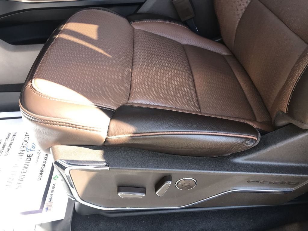 Used 2025 Blue Ford King Ranch image 12