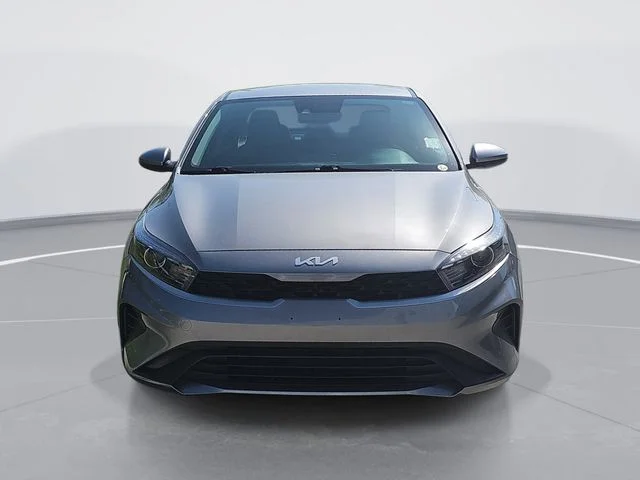 Used 2024 Gray Kia LXS image 8
