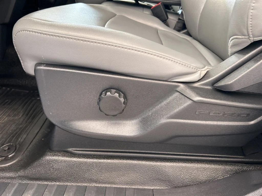 Used 2024 White Ford XL image 43