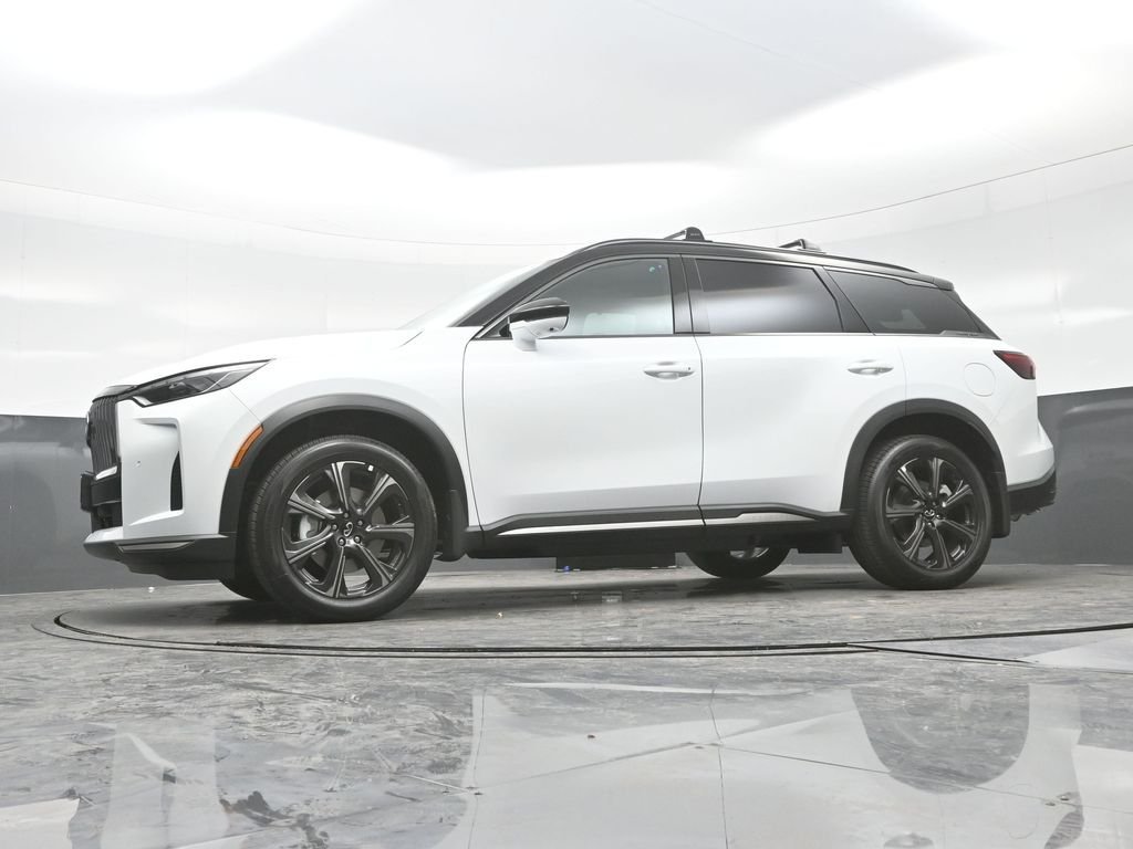 New 2027 2T RAD WHT INFINITI Autograph AWD image 34